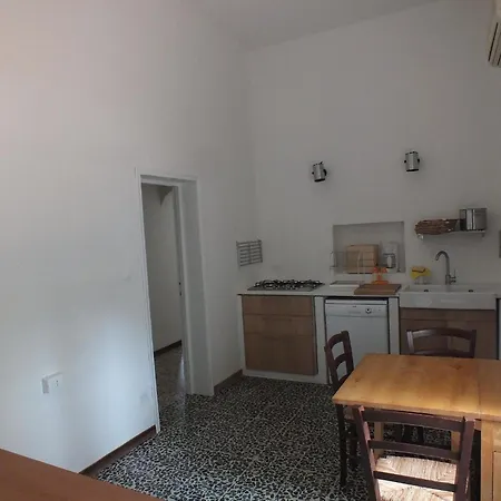Nyaraló Praechtige In Erster Reihe